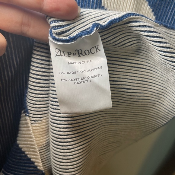 Alp N Rock Navy and Cream Striped Turtleneck Sweater Size Medium Mod Ski - Picture 4 of 9
